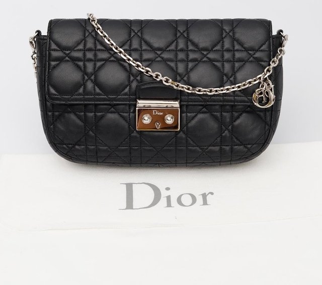 Bolsa Christian Dior Miss Dior Promenade Preta - Paris Brechó - Artigos de Luxo Seminovos