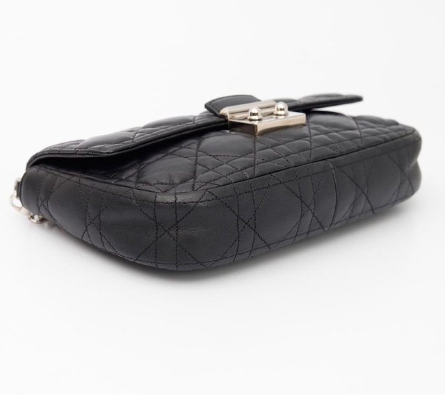 Bolsa Christian Dior Miss Dior Promenade Preta na internet