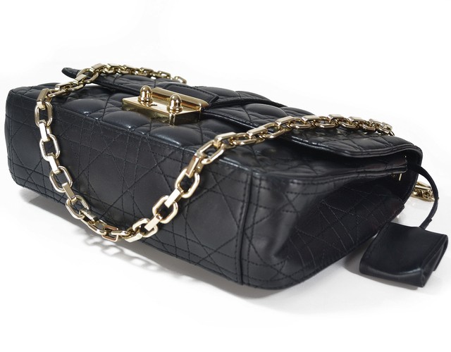 Miss Dior Preta Média Lambskin