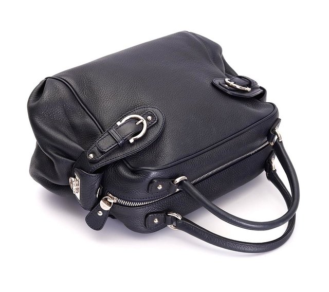 Bolsa Salvatore Ferragamo Blueberry Pebbled Calfskin - comprar online