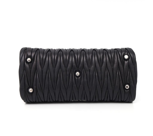Bolsa Miu Miu Flap Couro Matelassê Top Handle Preta - Paris Brechó - Artigos de Luxo Seminovos
