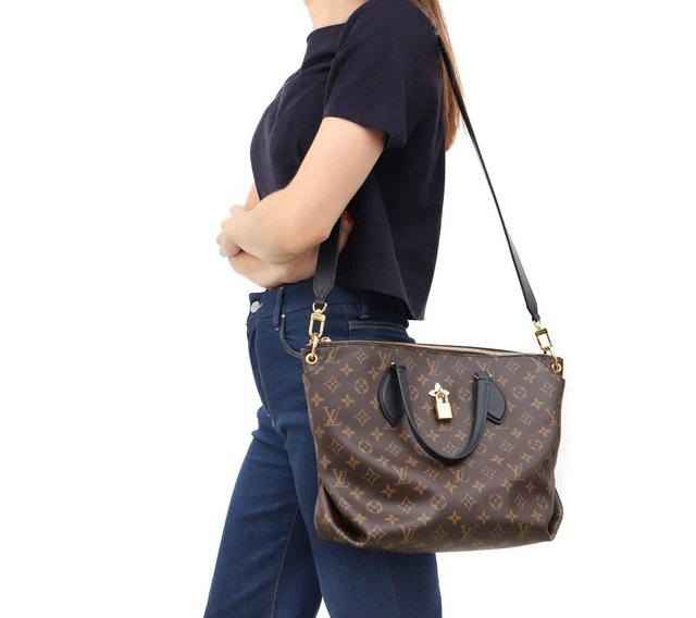 Bolsa Louis Vuitton Tote Flower Zipped MM - comprar online
