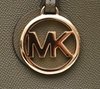 Bolsa Michael Kors Voyager Olive Tote - Paris Brechó - Artigos de Luxo Seminovos