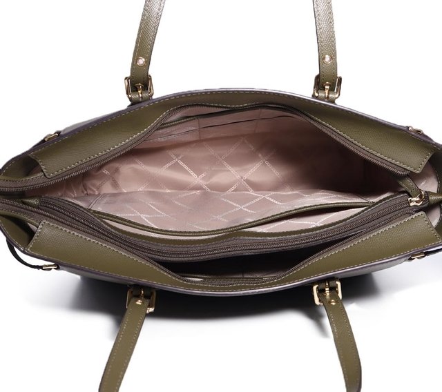 Imagem do Bolsa Michael Kors Voyager Olive Tote