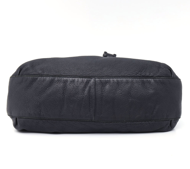 Bolsa Gucci Wave Hobo Preta na internet