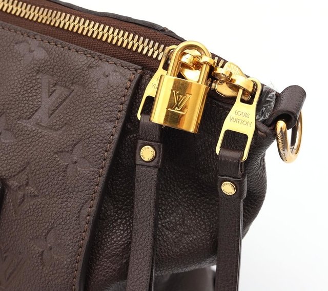 Bolsa Louis Vuitton Lumineuse PM Terre Monograma - comprar online