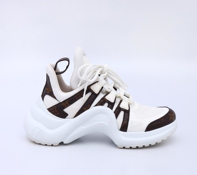 Sneaker LV Archlight 35/5 Brasil - Paris Brechó - Artigos de Luxo Seminovos