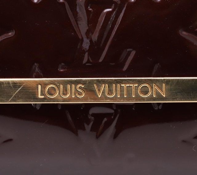 Bolsa Clutch Original Louis Vuitton Rossmore Verniz - Paris Brechó - Artigos de Luxo Seminovos