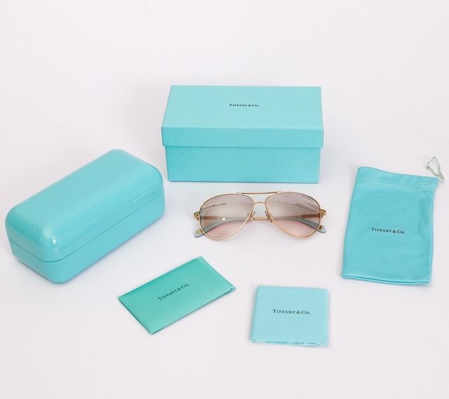 Óculos de Sol Tiffany & Co. TF 3043-H na internet