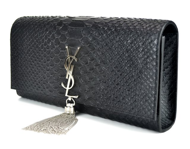 Bolsa Clutch YSL Cassandre Tassel em Couro - Paris Brechó - Artigos de Luxo Seminovos
