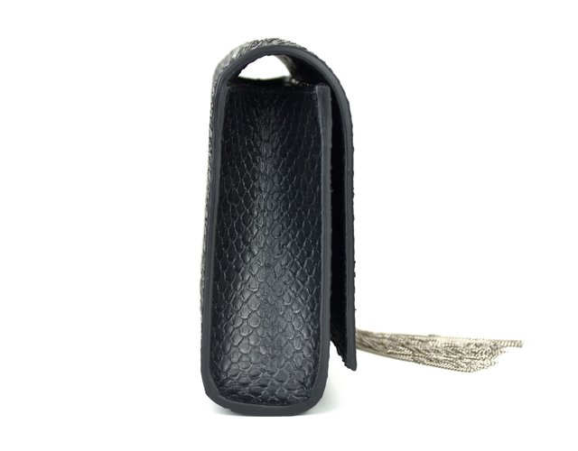 Bolsa Clutch YSL Cassandre Tassel em Couro na internet