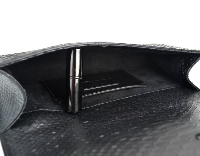 Bolsa Clutch YSL Cassandre Tassel em Couro - Paris Brechó - Artigos de Luxo Seminovos