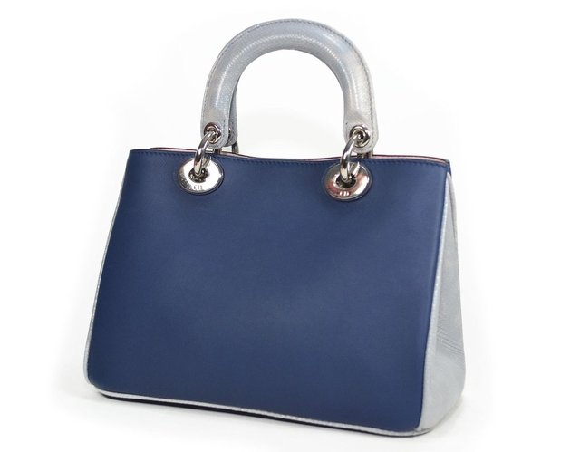 Bolsa Dior Diorissimo Nova em Couro de Bezzero Pequena - comprar online