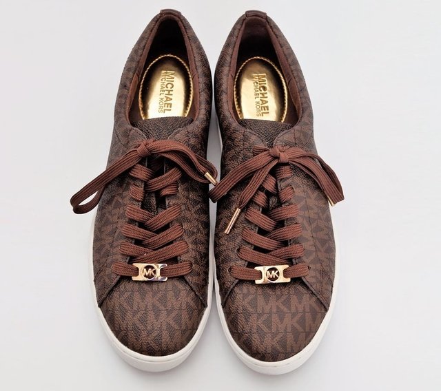 Tênis Michael Kors Monograma Canvas Ébano na internet