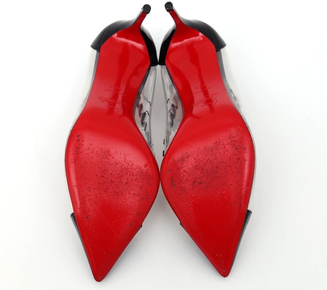 Sapato Christian Louboutin Preto e translúcido - comprar online