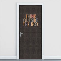 Adesivo Decorativo de Porta - Pense fora da caixa - 010cnpt