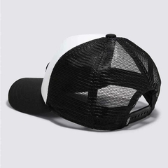 CAP VANS CLASSIC PATCH CURVED BILL TRUCKER (CAPVAN070) en internet