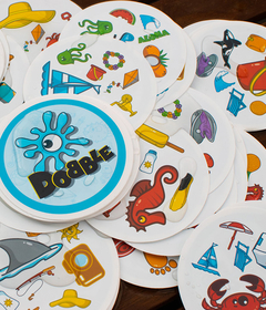 Imagem do Dobble: À Prova d'Água Ecosleeve