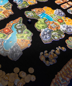 Small World of Warcraft + dados promo - Caixinha Boardgames