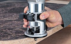 Tupia Manual com Kit 6mm 710 Watts - RT0700CX3 - Makita