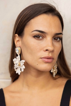 Imagen de aros Ellie crudo y dorado