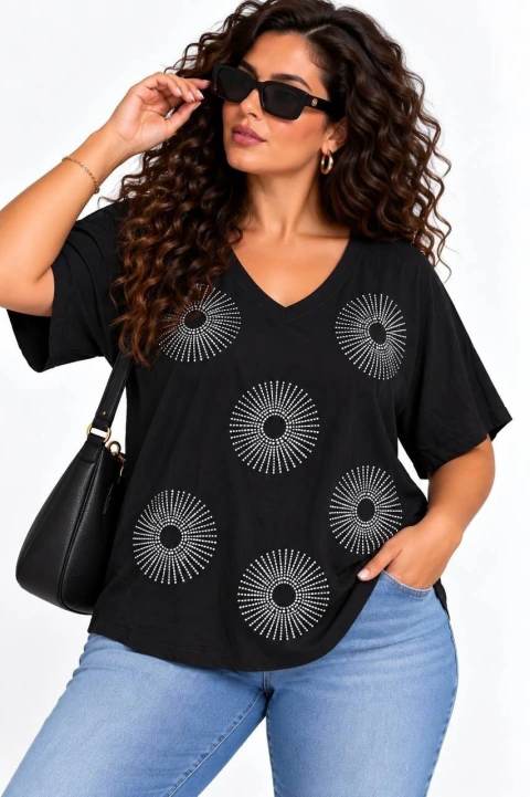 Remera County cuello V strass destellos