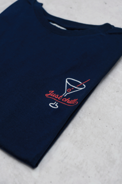 REMERA - JUST CHILL - AZUL - comprar online