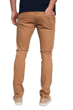CHINO - CAMEL - comprar online