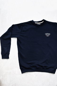 BUZO CREWNECK - LEGENDS - AZUL - Borna -  Diseño con Propósito - Envíos a Todo el País