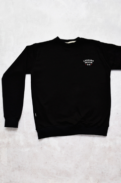 BUZO CREWNECK - LEGENDS - NEGRO - Borna -  Diseño con Propósito - Envíos a Todo el País