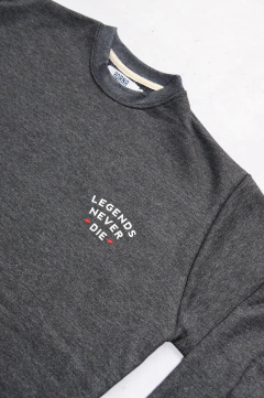 BUZO CREWNECK - LEGENDS - TOPO en internet