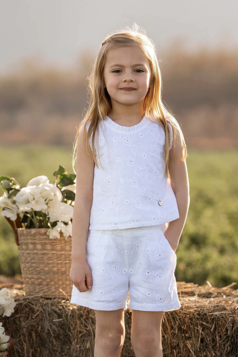Conjunto en broderie de algodón de batita con short Victoria Articulo: 47047436