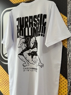 CAMISETA JURASSIC ROLLING - Casca Grossa Wear