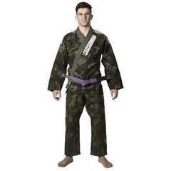 KIMONO CASCAGROSSA CAMUFLADO SELVA na internet
