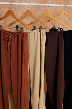 COCO PANTALÓN - AB. I OTOÑO INVIERNO 2025 I Tienda Online