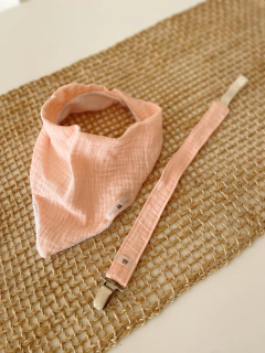 Babero Muselina Rosa Bebé - comprar online