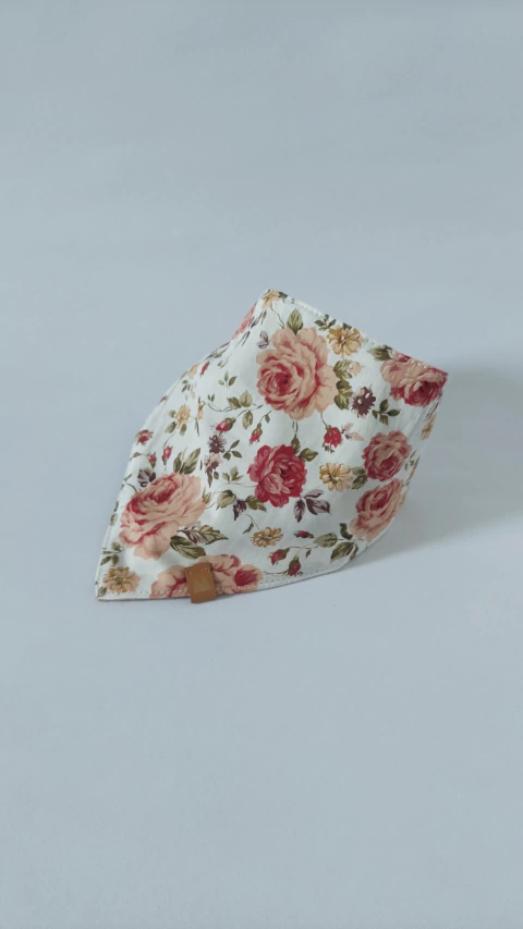 Babero Reversible Rosedal