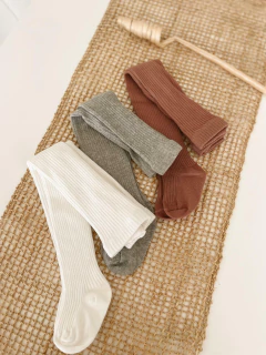 Medias can can Grises en internet