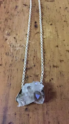 Gargantilha Drusa fumê - Laura Homrich | feelings