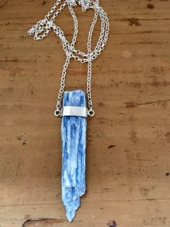 cianita azul ponta - Laura Homrich | feelings