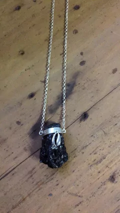 Turmalina negra + búzio - comprar online