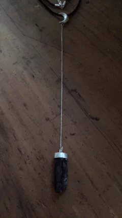 Gravatinha Lua | Turmalina negra - comprar online