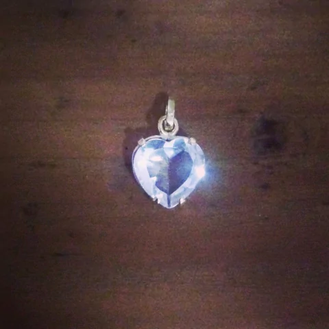 Pingente coração cristal ouro 18k