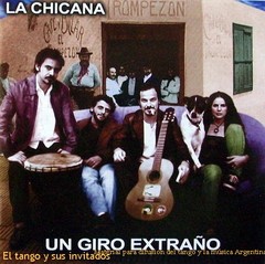 La Chicana: Un giro extraño - CD