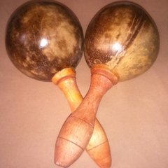 Maracas - madera y coco - decoradas a mano