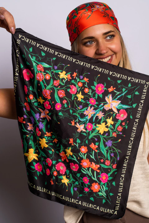 Pañuelo de Seda Jardín Negro