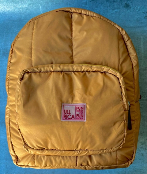 Mochila Mini Ramona Puffer Ocre - comprar online