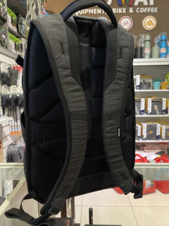 Mochila Thule Construct 24L CONBP-116