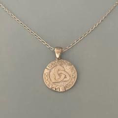 DIJE MEDALLA NUDO CELTA Plata 925 D154 B - comprar online