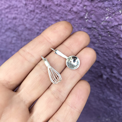 MG CHICAS (2cm) por unidad - Dije o Pin